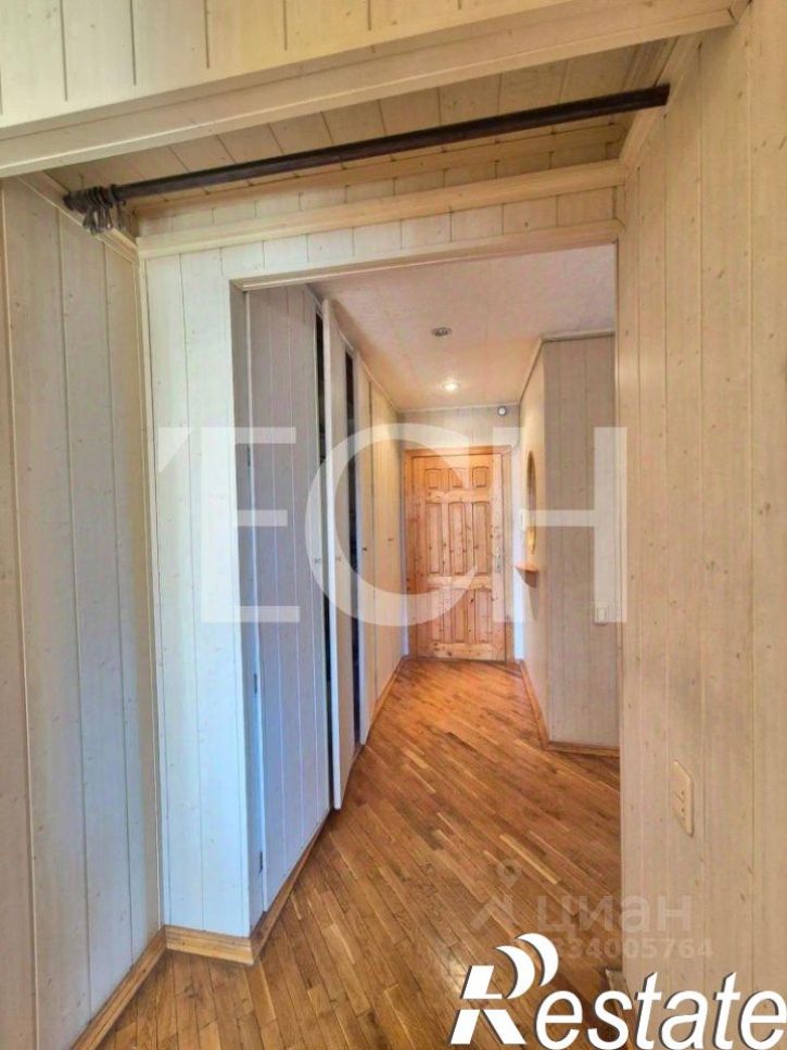 3-комн квартира улица Вересаева, 15,  д. 15