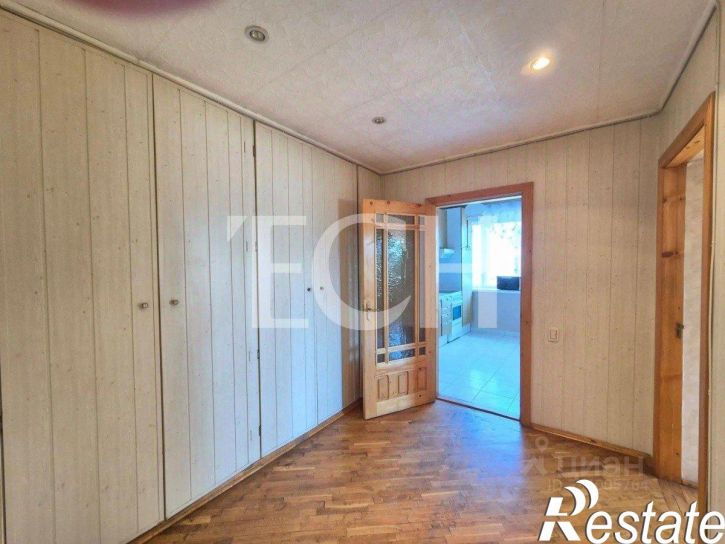 3-комн квартира улица Вересаева, 15,  д. 15
