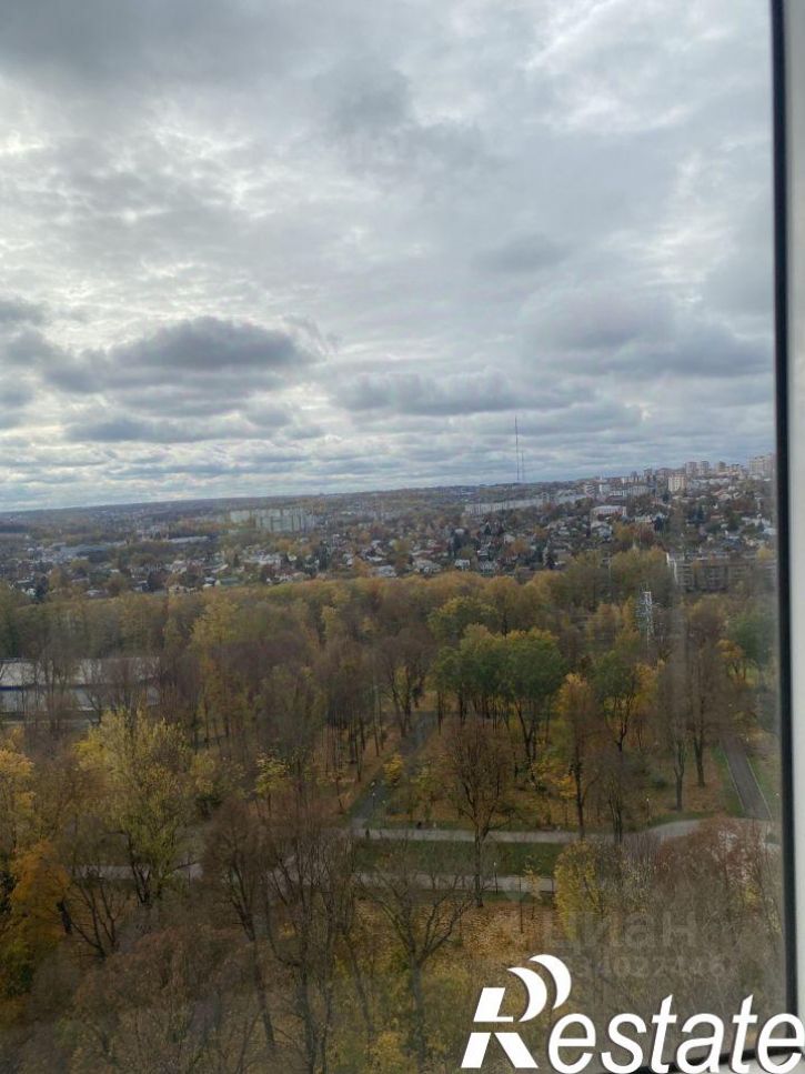 4-комн квартира улица Михеева, 19,  д. 19