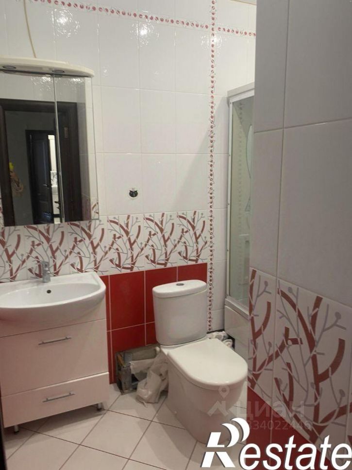 4-комн квартира улица Михеева, 19,  д. 19