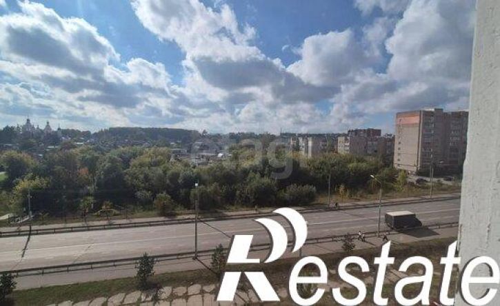 2-комн квартира улица Хворостухина, 27,  д. 27