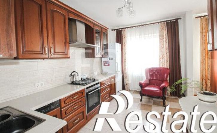 5-комн квартира улица Льва Толстого, 132,  д. 132