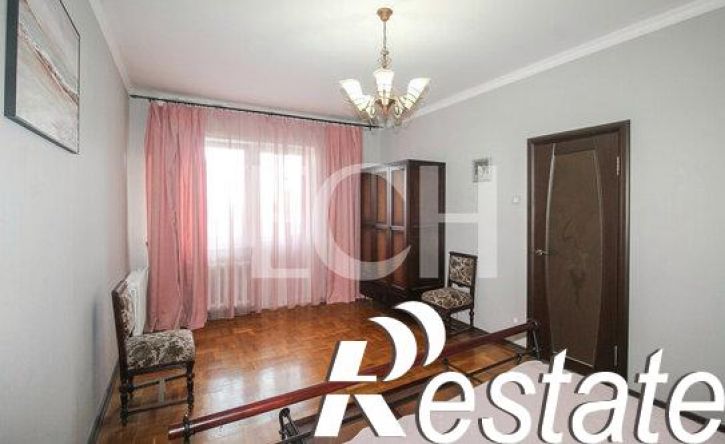 5-комн квартира улица Льва Толстого, 132,  д. 132