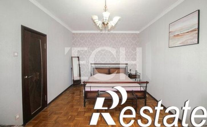 5-комн квартира улица Льва Толстого, 132,  д. 132