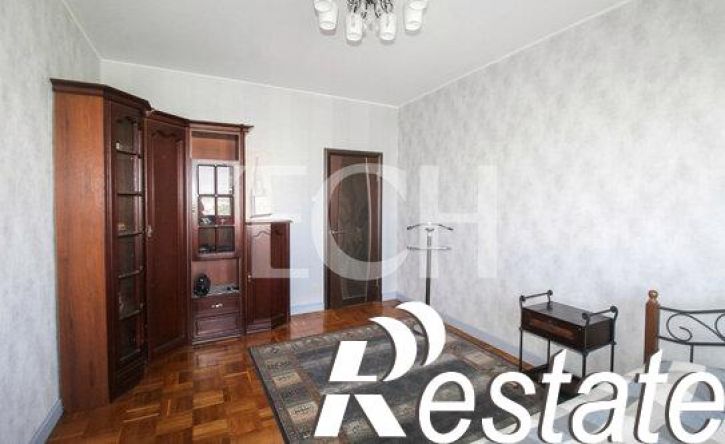 5-комн квартира улица Льва Толстого, 132,  д. 132