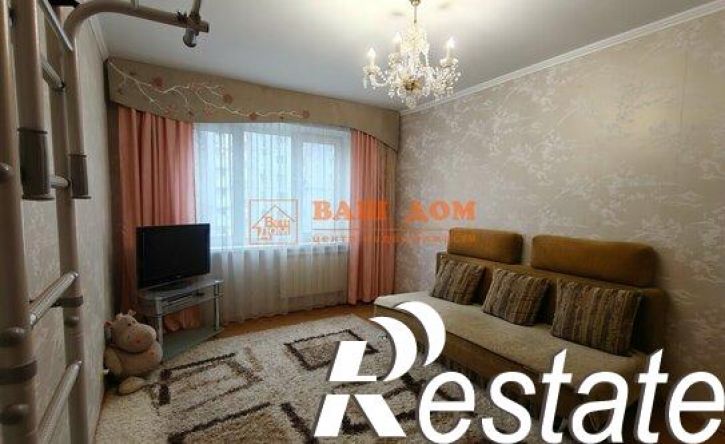 3-комн квартира улица Галкина, 11,  д. 11