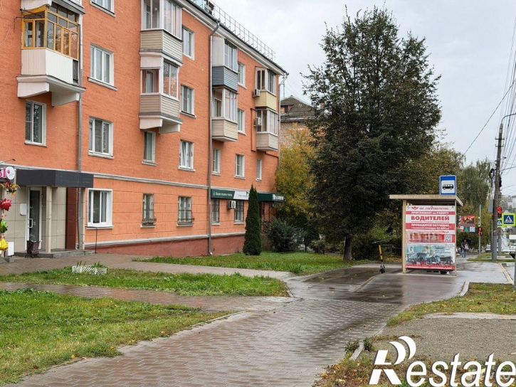 Торговое помещение улица Кутузова, 37,  д. 37