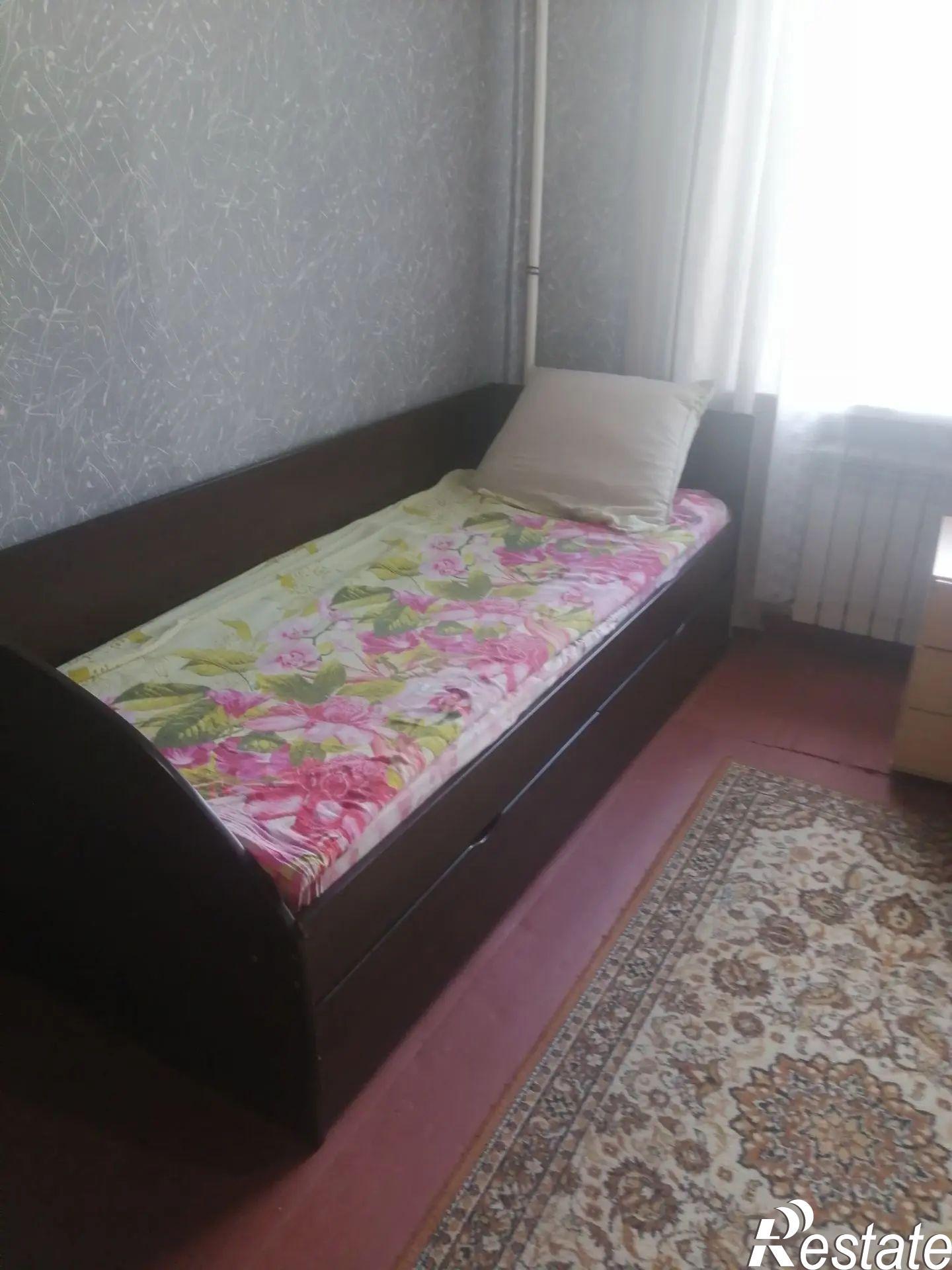 Сдать комнату за 10 000 рублей на Немцова, 1