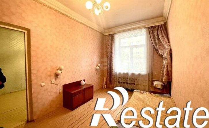 3-комн квартира улица Михеева, 14,  д. 14