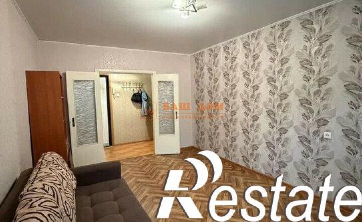 2-комн квартира улица Братьев Жабровых, 12,  д. 12