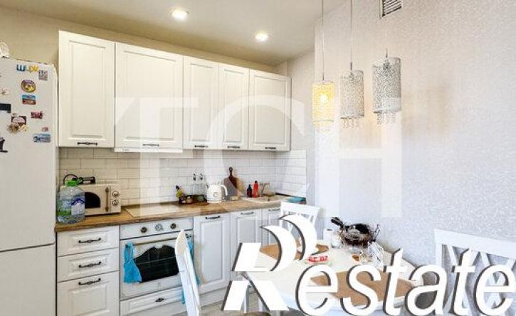 2-комн квартира улица Генерала Маргелова, 7В,  д. 7В