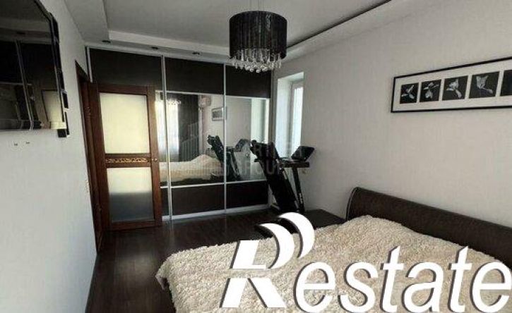 3-комн квартира улица Седова, 16А,  д. 16А