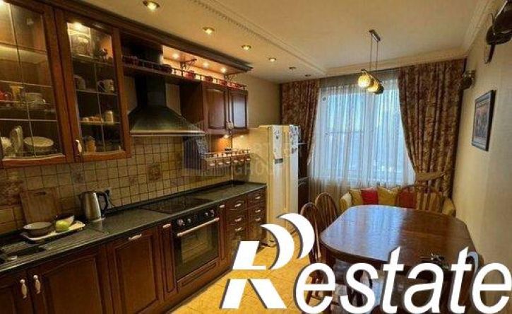 3-комн квартира улица Седова, 16А,  д. 16А