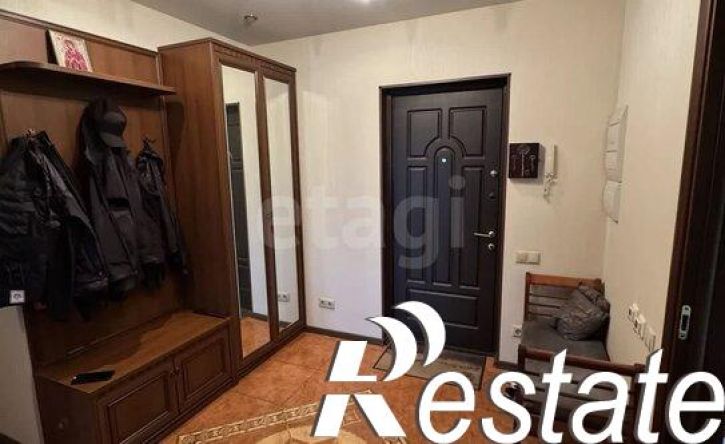 3-комн квартира улица Седова, 16А,  д. 16А