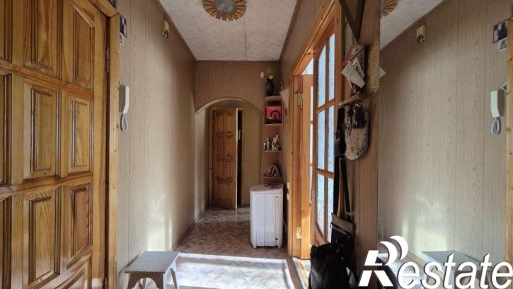 2-комн квартира Майская ул, 1